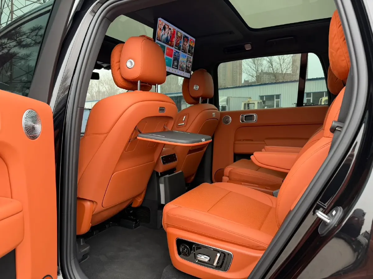 2025 Li L9 Range Extended 154HP REEV,autocango,china used car exporter,china ev exporter,chinese used car exporter,chinese used ev exporter