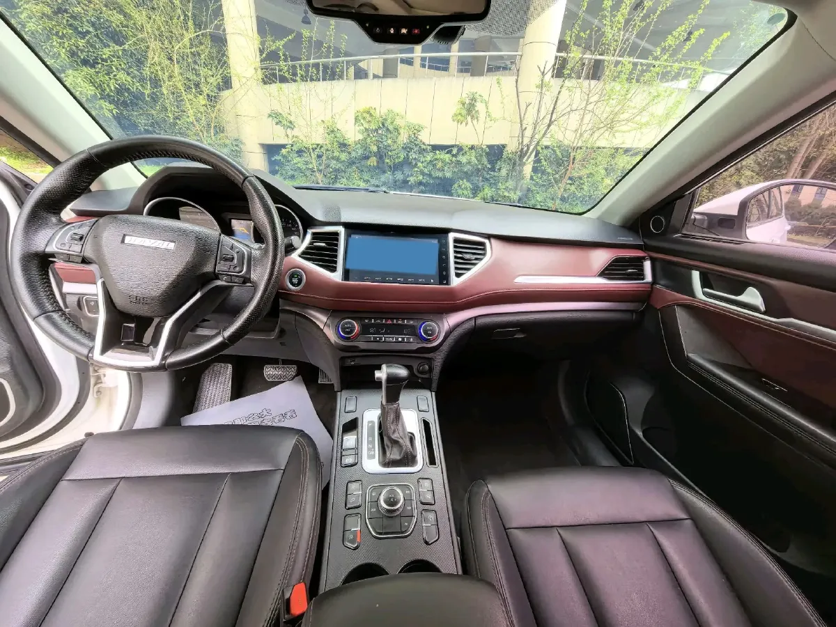 2018 Haval H6 1.5T 169HP L4 7DCT,autocango,china used car exporter,china ev exporter,chinese used car exporter,chinese used ev exporter