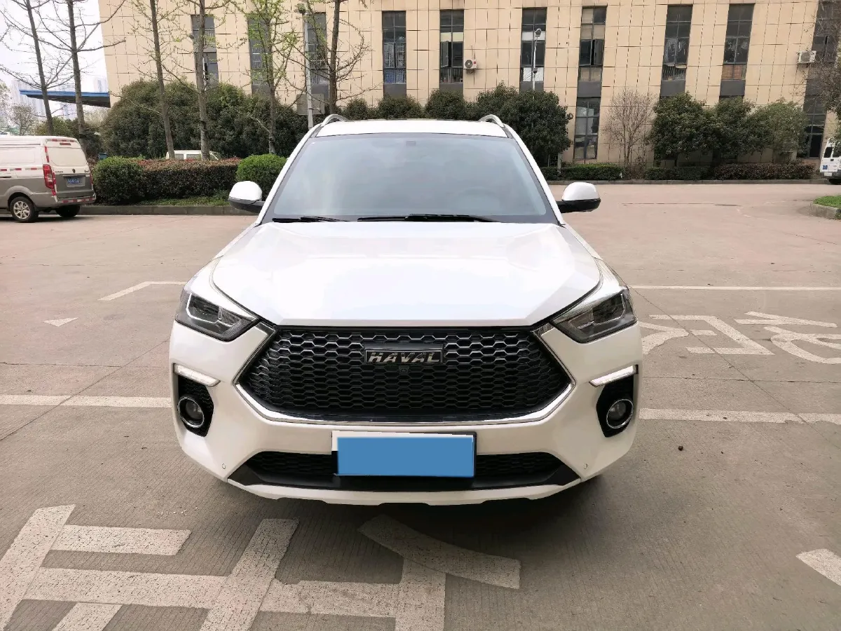 2018 Haval H6 1.5T 169HP L4 7DCT,autocango,china used car exporter,china ev exporter,chinese used car exporter,chinese used ev exporter