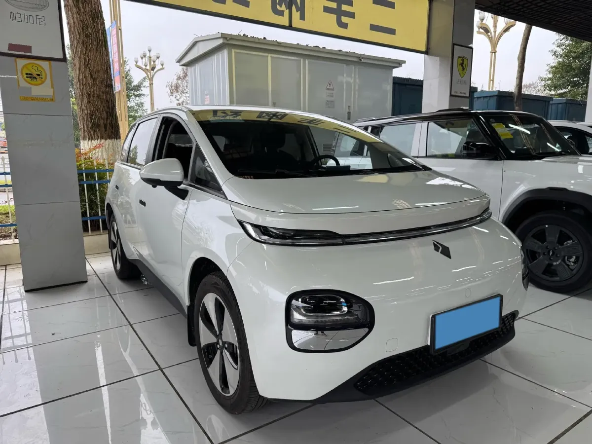 2023 BaoJun Cloud BEV 50.6KWH,autocango,china used car exporter,china ev exporter,chinese used car exporter,chinese used ev exporter