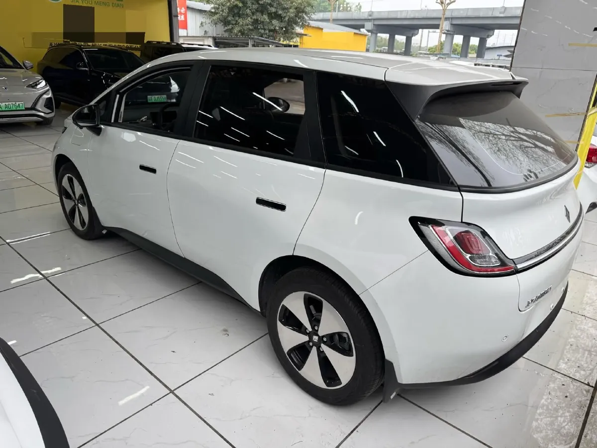 2023 BaoJun Cloud BEV 50.6KWH,autocango,china used car exporter,china ev exporter,chinese used car exporter,chinese used ev exporter