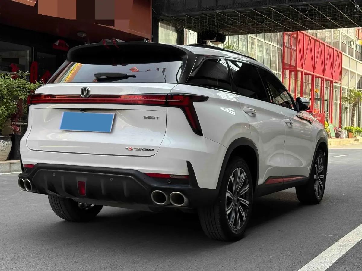 2022 ChangAn CS75 Plus 2.0T 233HP L4 8AT,autocango,china used car exporter,china ev exporter,chinese used car exporter,chinese used ev exporter