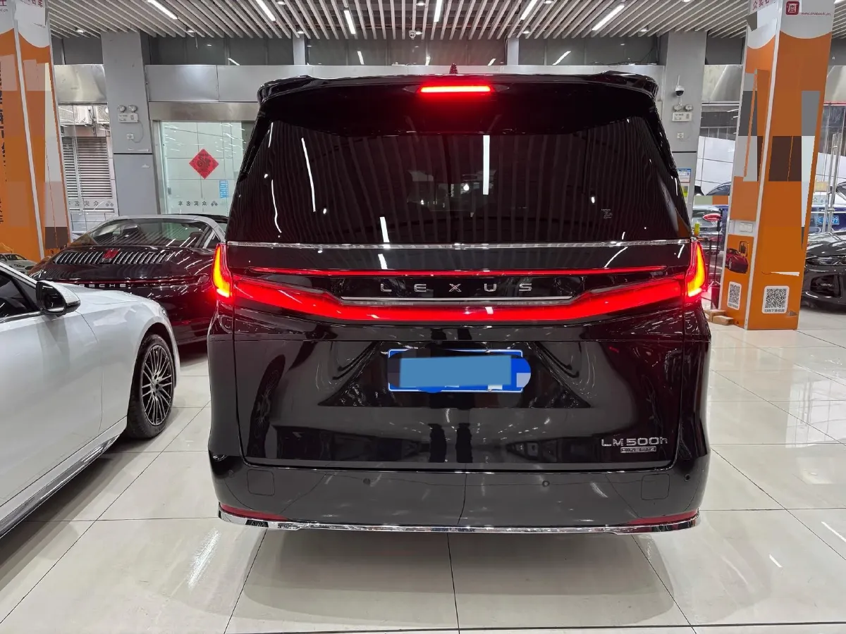 2023 Lexus LM 2.4T 271HP L4 6AT Hybrid,autocango,china used car exporter,china ev exporter,chinese used car exporter,chinese used ev exporter