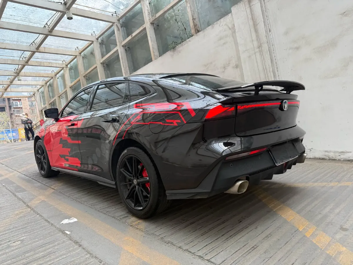 2023 ChangAn UNI-V 1.5T 188HP L4 7DCT,autocango,china used car exporter,china ev exporter,chinese used car exporter,chinese used ev exporter