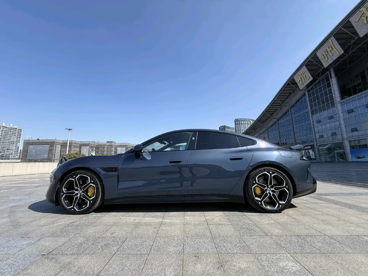 2024 MI SU7 BEV 101KWH,autocango,china used car exporter,china ev exporter,chinese used car exporter,chinese used ev exporter