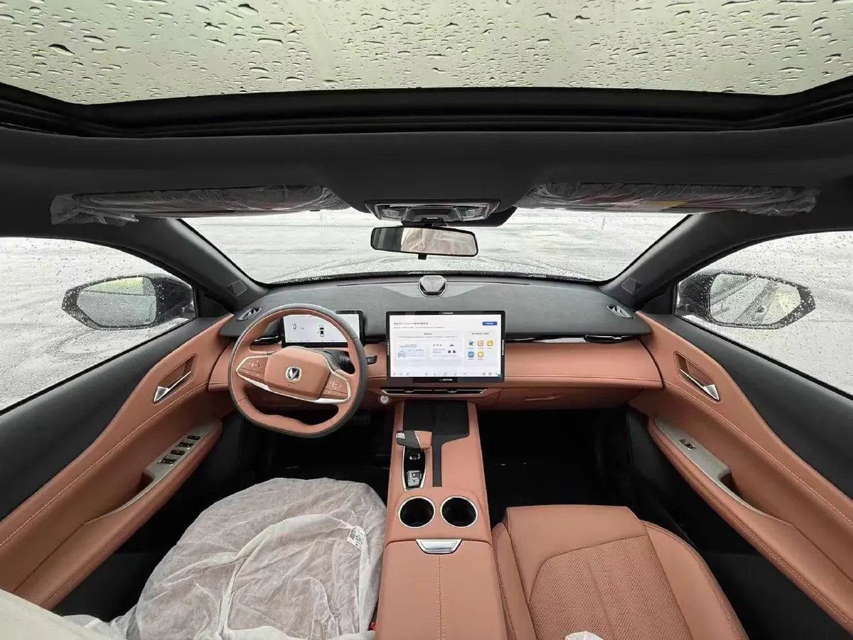 2025 ChangAn UNI-Z 1.5L 98HP L4 E-CVT PHEV 18.4KWH,autocango,china used car exporter,china ev exporter,chinese used car exporter,chinese used ev exporter