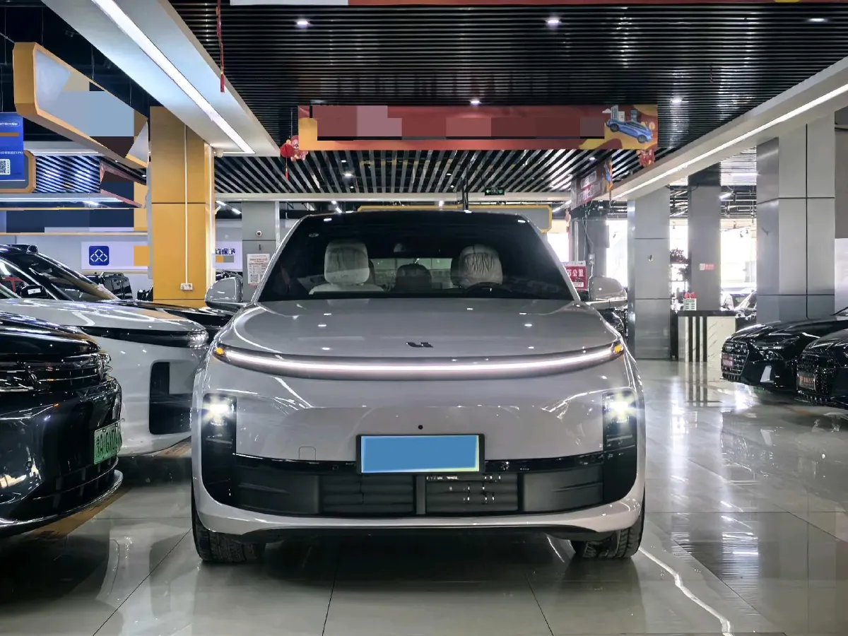 2024 Li L6 Range Extended 154HP L4 REEV 36.8KWH,autocango,china used car exporter,china ev exporter,chinese used car exporter,chinese used ev exporter