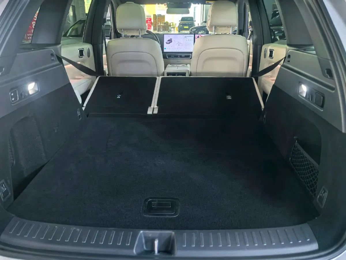 2024 Li L6 Range Extended 154HP L4 REEV 36.8KWH,autocango,china used car exporter,china ev exporter,chinese used car exporter,chinese used ev exporter