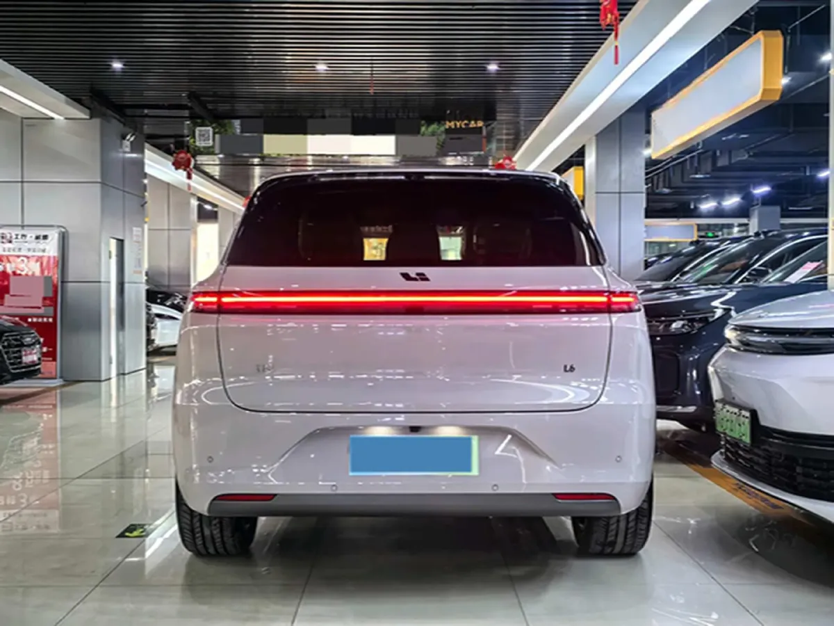 2024 Li L6 Range Extended 154HP L4 REEV 36.8KWH,autocango,china used car exporter,china ev exporter,chinese used car exporter,chinese used ev exporter