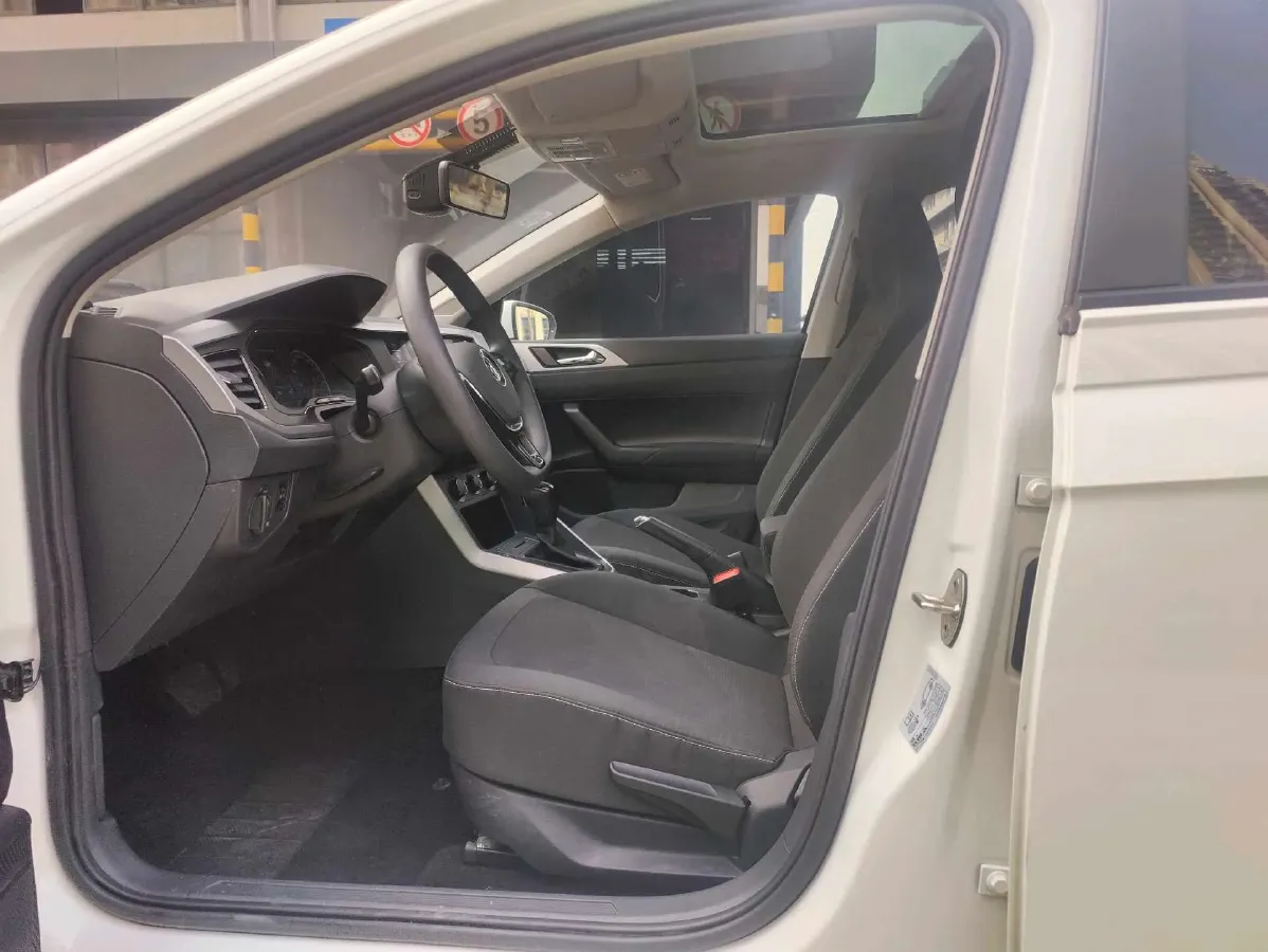 2021 Bestune T55 1.5T 169HP L4 7DCT,autocango,china used car exporter,china ev exporter,chinese used car exporter,chinese used ev exporter