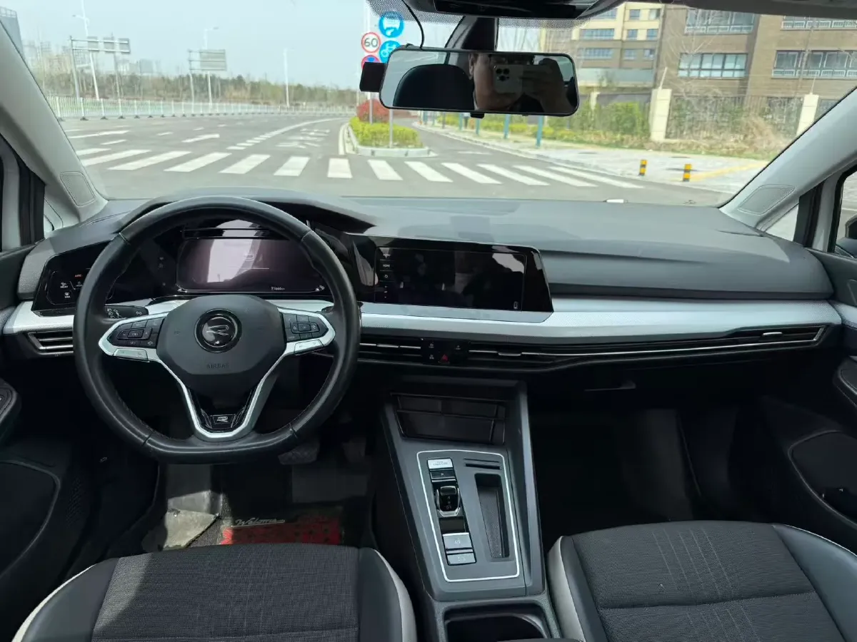 2021 Volkswagen Golf 1.4T 150HP L4 7DCT,autocango,china used car exporter,china ev exporter,chinese used car exporter,chinese used ev exporter