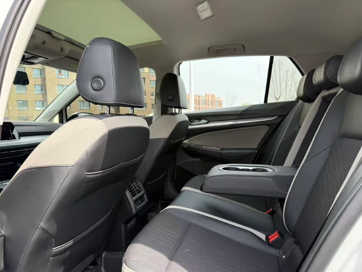 2021 Volkswagen Golf 1.4T 150HP L4 7DCT,autocango,china used car exporter,china ev exporter,chinese used car exporter,chinese used ev exporter