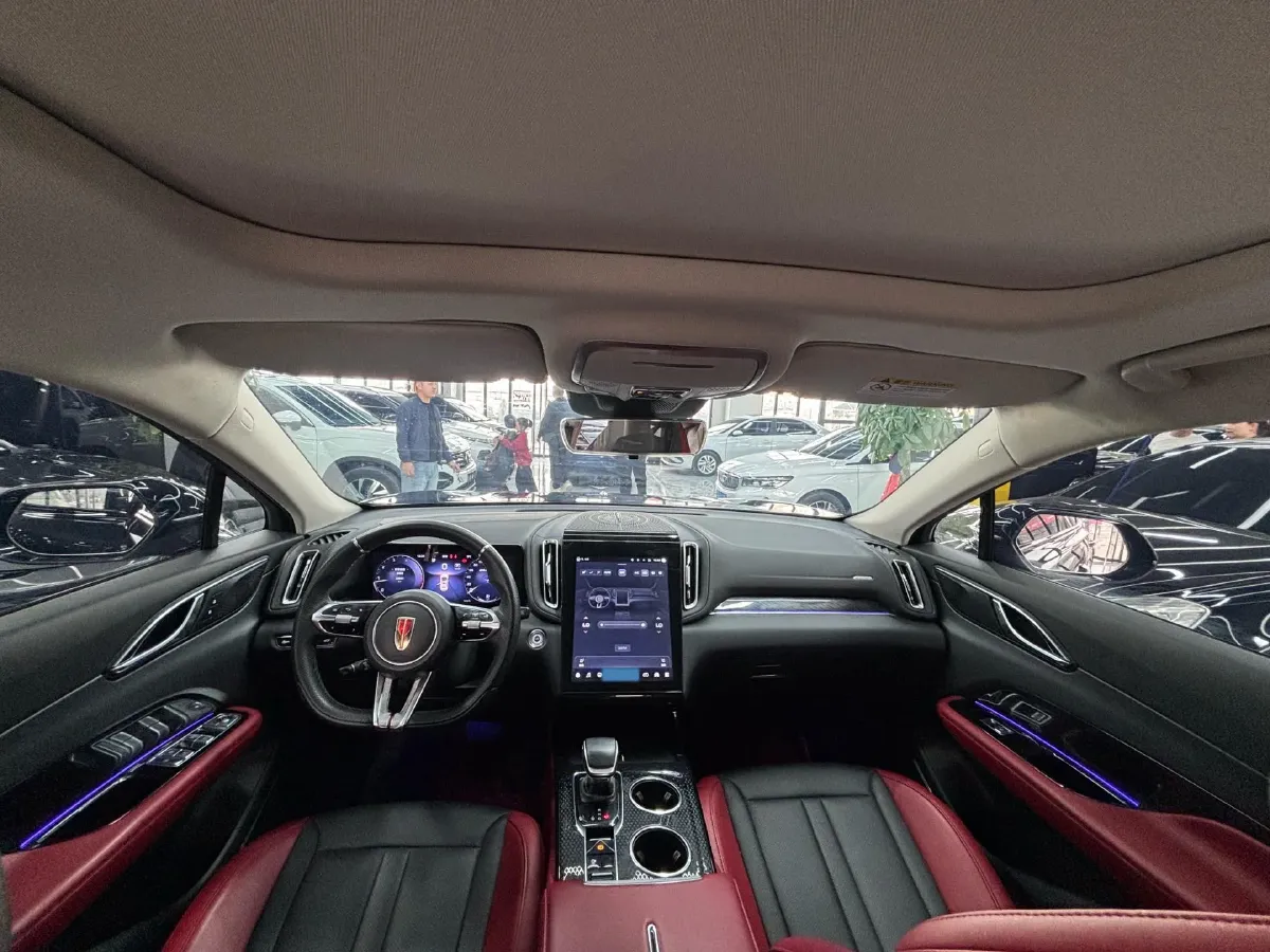 2023 HongQi HS3 1.5T 169HP L4 7DCT,autocango,china used car exporter,china ev exporter,chinese used car exporter,chinese used ev exporter