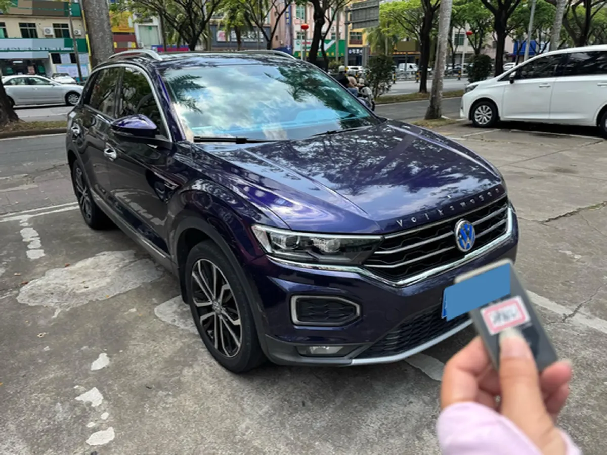 2019 Volkswagen T-Roc 1.4T 150HP L4 7DCT,autocango,china used car exporter,china ev exporter,chinese used car exporter,chinese used ev exporter