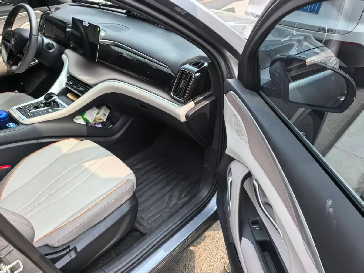 2024 BYD Song Pro 1.5L 110HP L4 E-CVT PHEV 12.9KWH,autocango,china used car exporter,china ev exporter,chinese used car exporter,chinese used ev exporter