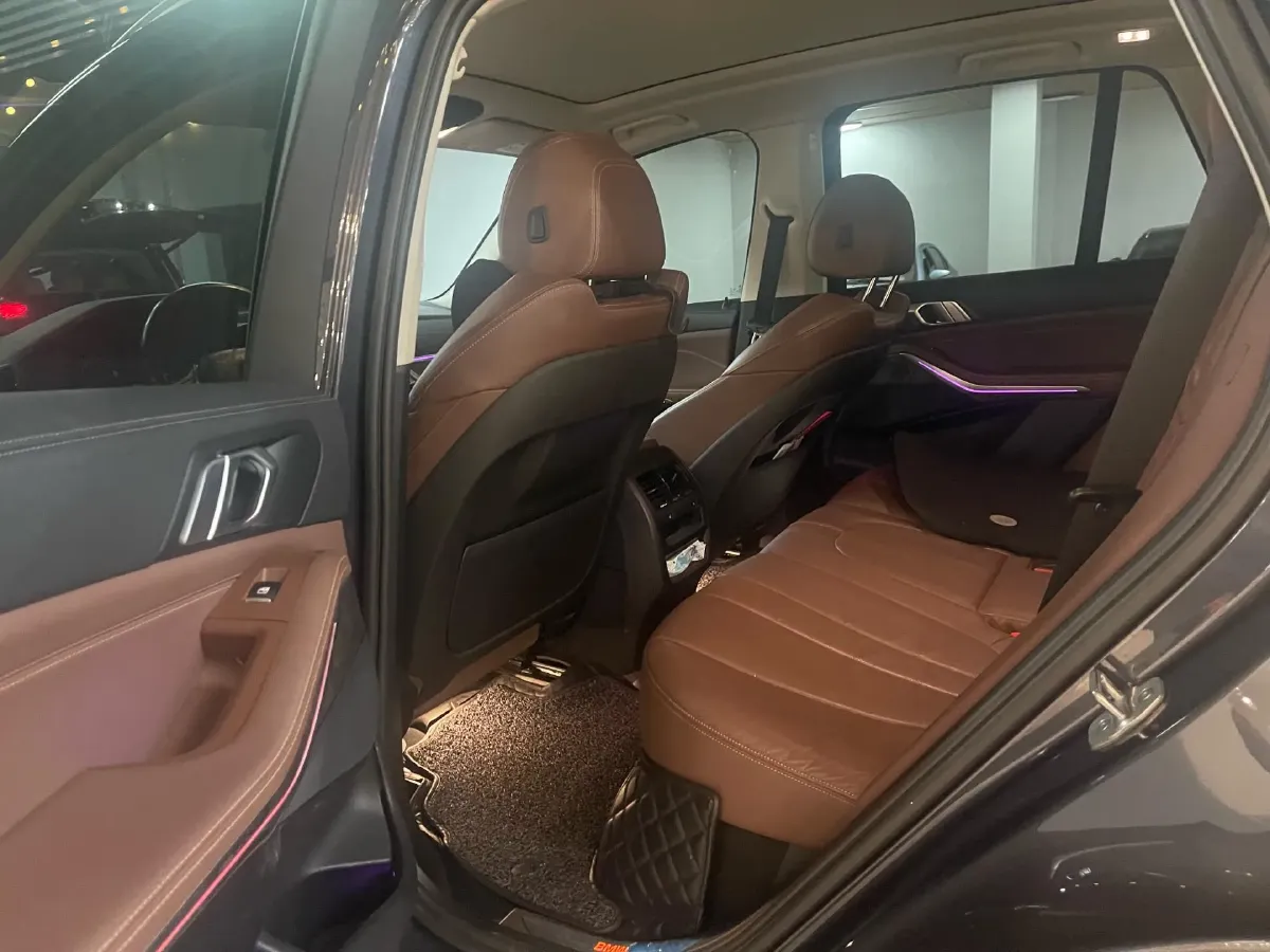 2020 BMW X5 2.0T 265HP L4 8AT,autocango,china used car exporter,china ev exporter,chinese used car exporter,chinese used ev exporter