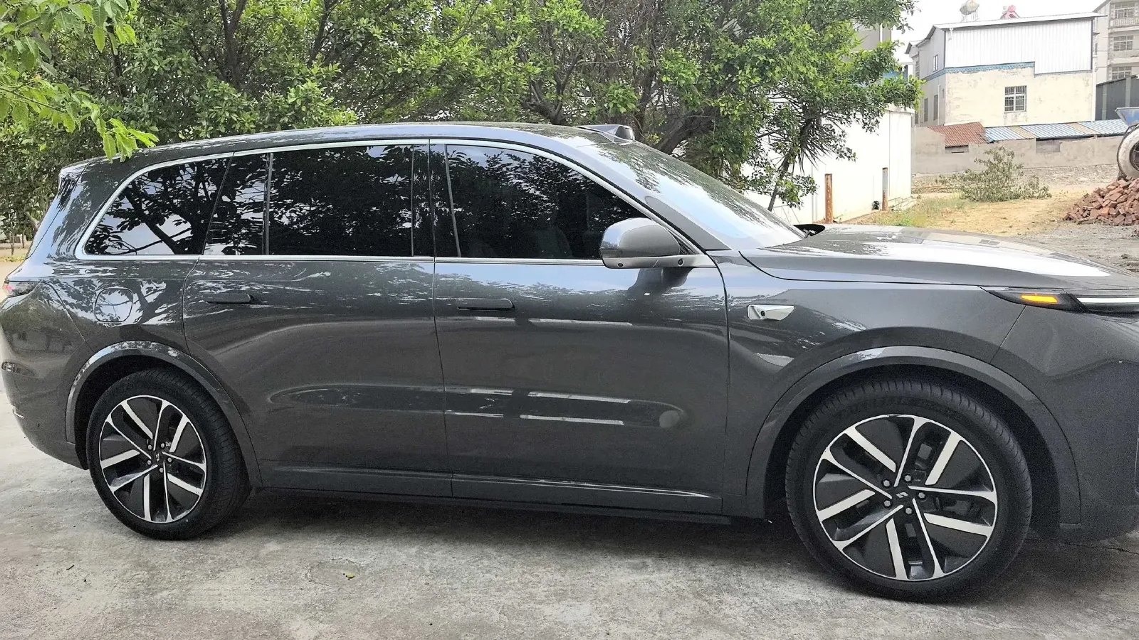 2022 Li L9 Range Extended 154HP REEV 42.6KWH,autocango,china used car exporter,china ev exporter,chinese used car exporter,chinese used ev exporter