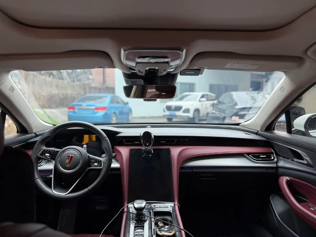 2023 HongQi H5 2.0T 224HP L4 8AT,autocango,china used car exporter,china ev exporter,chinese used car exporter,chinese used ev exporter