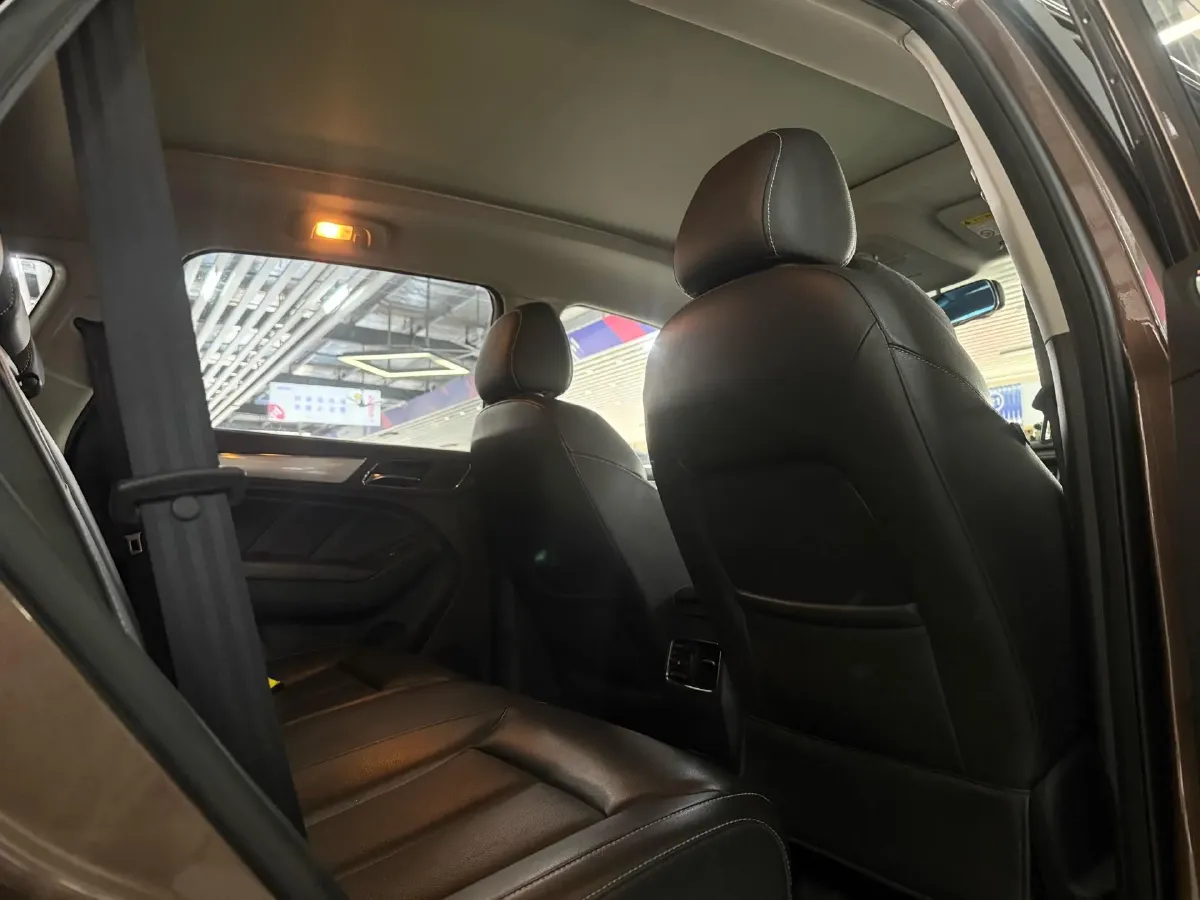 2018 Roewe RX5 1.5T 169HP L4 7DCT,autocango,china used car exporter,china ev exporter,chinese used car exporter,chinese used ev exporter