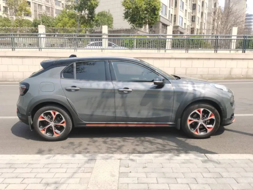2018 Toyota C-HR 2.0L 171HP L4 CVT,autocango,china used car exporter,china ev exporter,chinese used car exporter,chinese used ev exporter
