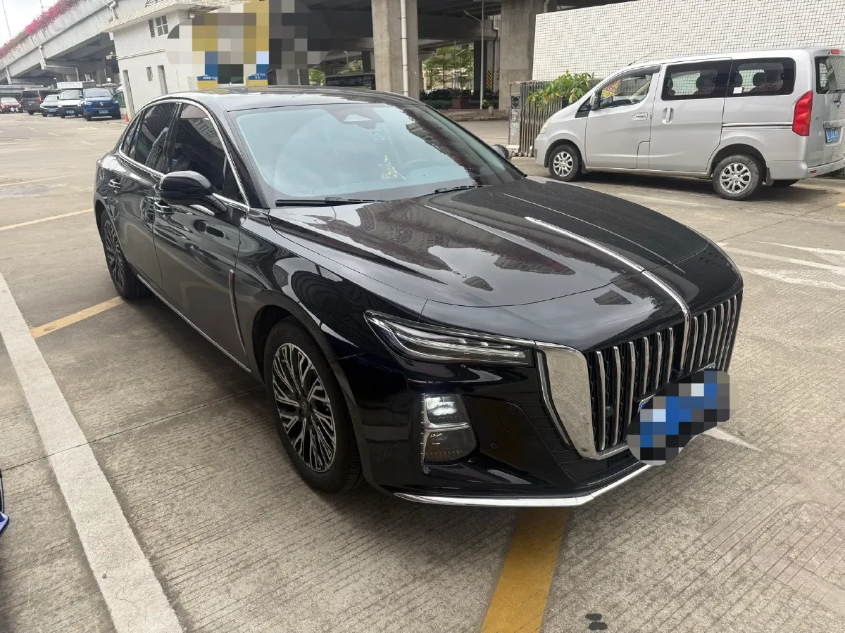 2024 HongQi H5 2.0T 224HP L4 8AT,autocango,china used car exporter,china ev exporter,chinese used car exporter,chinese used ev exporter