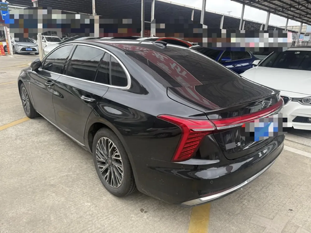 2024 HongQi H5 2.0T 224HP L4 8AT,autocango,china used car exporter,china ev exporter,chinese used car exporter,chinese used ev exporter