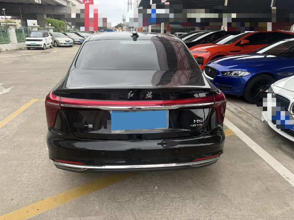 2024 HongQi H5 2.0T 224HP L4 8AT,autocango,china used car exporter,china ev exporter,chinese used car exporter,chinese used ev exporter