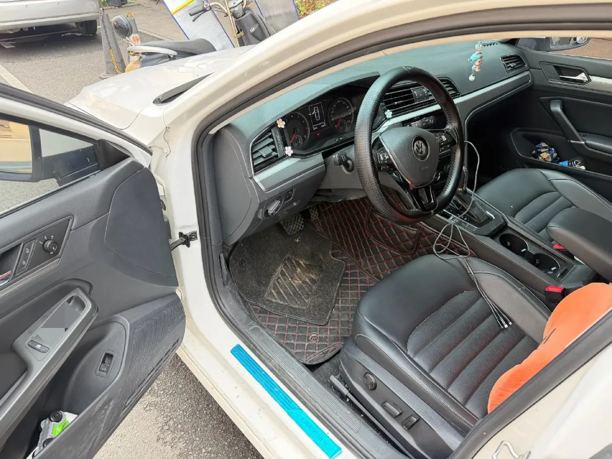 2019 Volkswagen Passat 1.4T 150HP L4 7DCT,autocango,china used car exporter,china ev exporter,chinese used car exporter,chinese used ev exporter