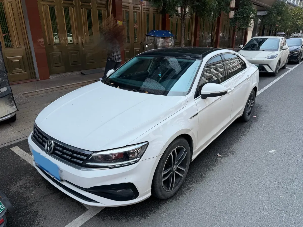 2019 Volkswagen Passat 1.4T 150HP L4 7DCT,autocango,china used car exporter,china ev exporter,chinese used car exporter,chinese used ev exporter