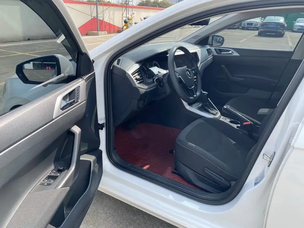 2021 Bestune T55 1.5T 169HP L4 7DCT,autocango,china used car exporter,china ev exporter,chinese used car exporter,chinese used ev exporter