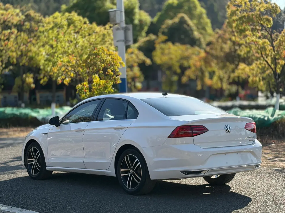 2021 Volkswagen Lamando 1.4T 150HP L4 7DCT,autocango,china used car exporter,china ev exporter,chinese used car exporter,chinese used ev exporter