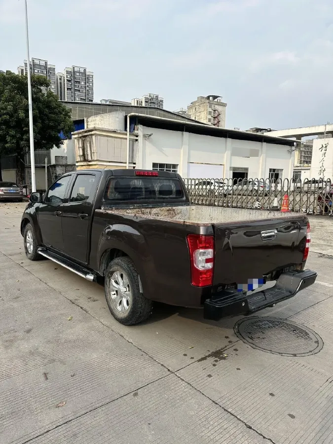 2019 Isuzu RE-MAX Jim 2.5T 129HP L4 6MT,autocango,china used car exporter,china ev exporter,chinese used car exporter,chinese used ev exporter