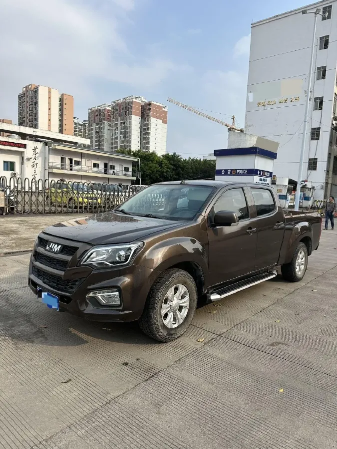 2019 Isuzu RE-MAX Jim 2.5T 129HP L4 6MT,autocango,china used car exporter,china ev exporter,chinese used car exporter,chinese used ev exporter