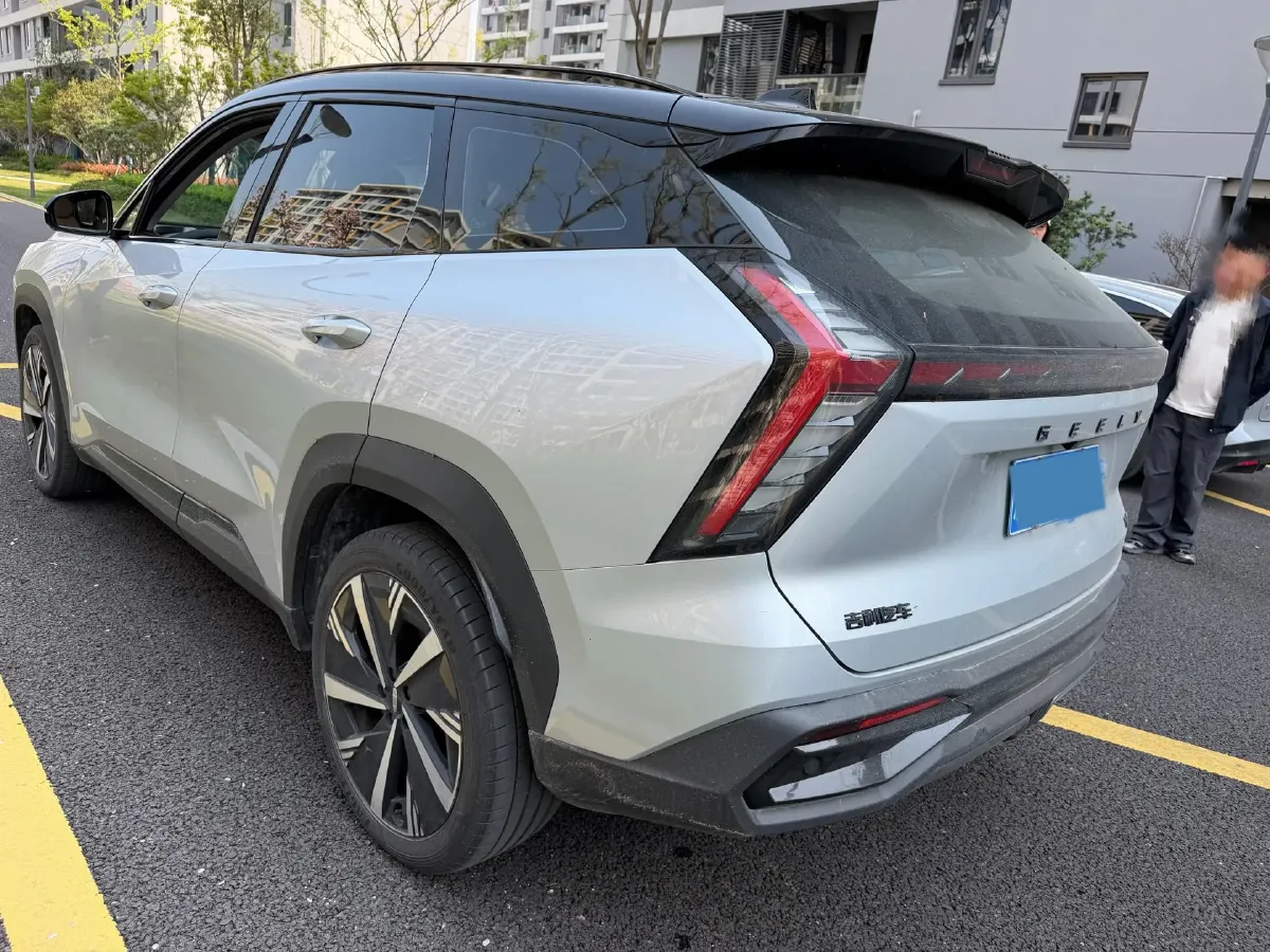 2023 Geely StarRay 2.0T 218HP L4 7DCT,autocango,china used car exporter,china ev exporter,chinese used car exporter,chinese used ev exporter