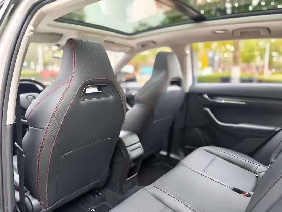 2021 Skoda Kamiq 1.2T 116HP L4 7DCT,autocango,china used car exporter,china ev exporter,chinese used car exporter,chinese used ev exporter