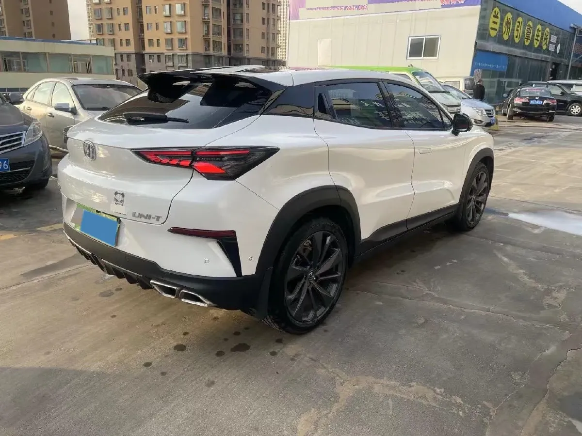2020 ChangAn UNI-T 1.5T 180HP L4 7DCT,autocango,china used car exporter,china ev exporter,chinese used car exporter,chinese used ev exporter
