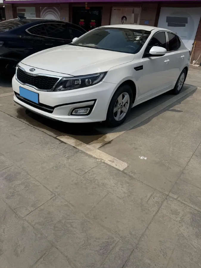 2015 Kia K5 2.0L 162HP L4 6AT,autocango,china used car exporter,china ev exporter,chinese used car exporter,chinese used ev exporter