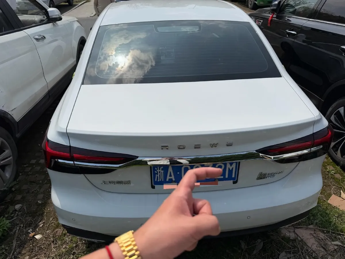 2020 Roewe i6 MAX 1.5T 173HP L4 7DCT,autocango,china used car exporter,china ev exporter,chinese used car exporter,chinese used ev exporter