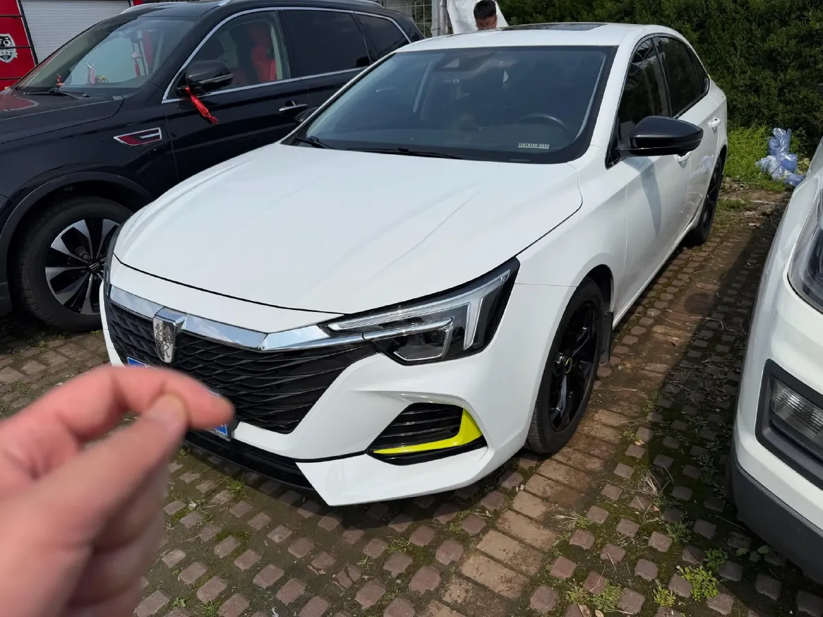 2020 Roewe i6 MAX 1.5T 173HP L4 7DCT,autocango,china used car exporter,china ev exporter,chinese used car exporter,chinese used ev exporter