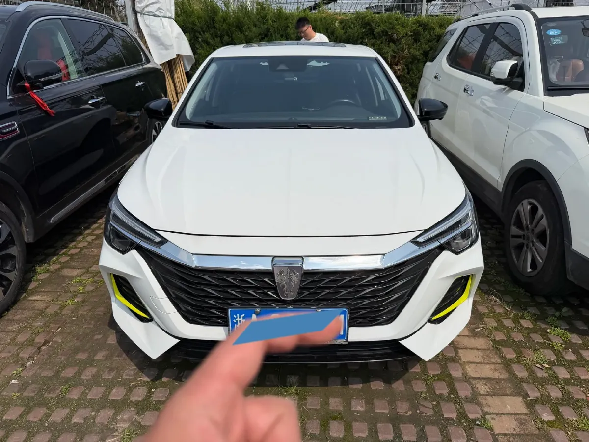 2020 Roewe i6 MAX 1.5T 173HP L4 7DCT,autocango,china used car exporter,china ev exporter,chinese used car exporter,chinese used ev exporter