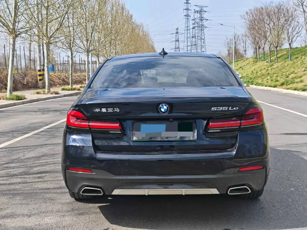 2021 BMW 5 Series 2.0T 184HP L4 8AT PHEV 17.7KWH,autocango,china used car exporter,china ev exporter,chinese used car exporter,chinese used ev exporter