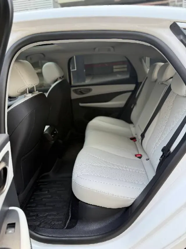 2025 BYD Seal05 DM-i 1.5L 101HP L4 E-CVT PHEV 15.87KWH,autocango,china used car exporter,china ev exporter,chinese used car exporter,chinese used ev exporter