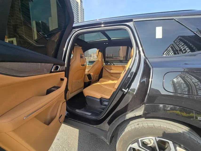 2024 LYNK&CO 09 EM-P 2.0T 254HP L4 3DHT PHEV 40.1KWH,autocango,china used car exporter,china ev exporter,chinese used car exporter,chinese used ev exporter