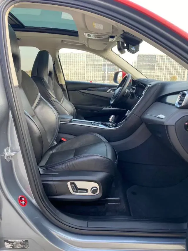 2018 Isuzu Mu-X 3.0T 177HP L4 6AT,autocango,china used car exporter,china ev exporter,chinese used car exporter,chinese used ev exporter