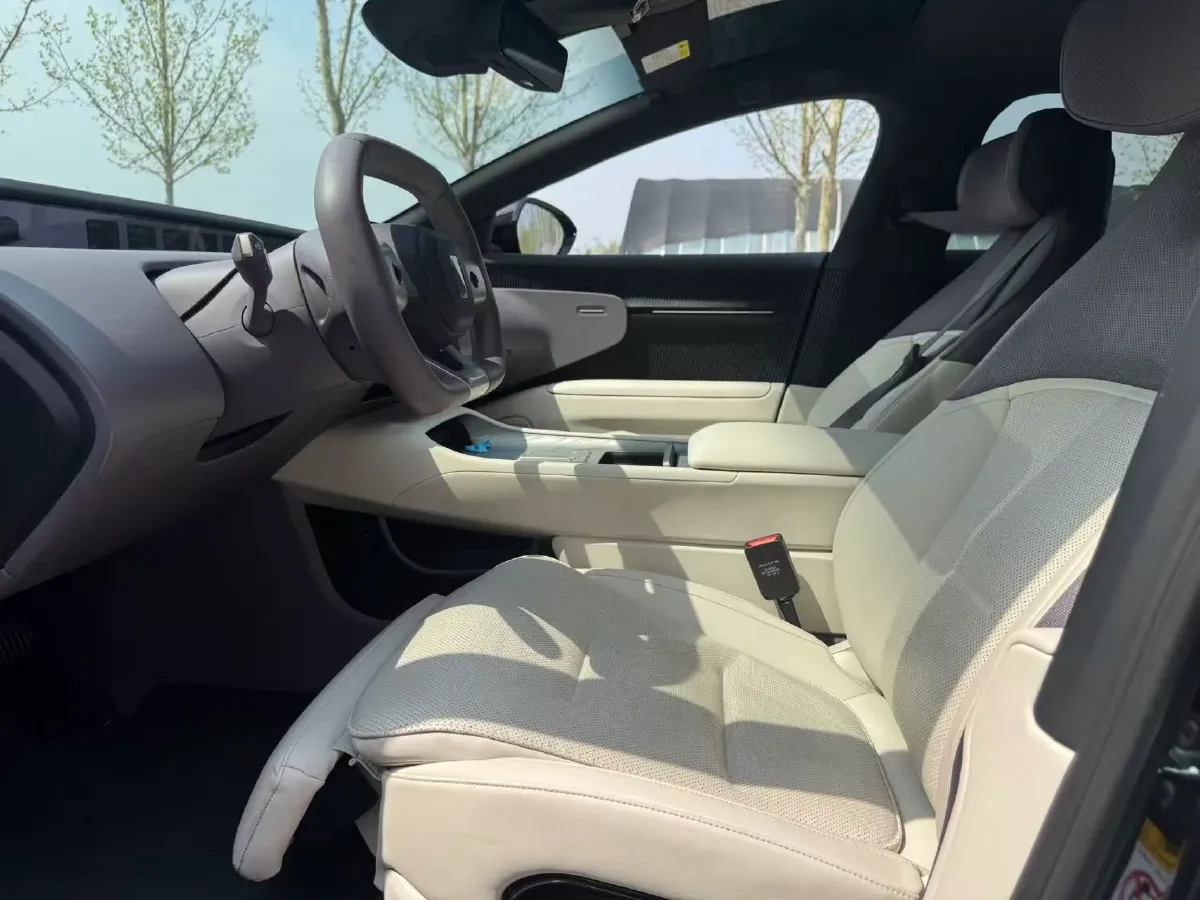 2025 Avatr 12 1.5T 156HP L4 REEV 39.05KWH,autocango,china used car exporter,china ev exporter,chinese used car exporter,chinese used ev exporter