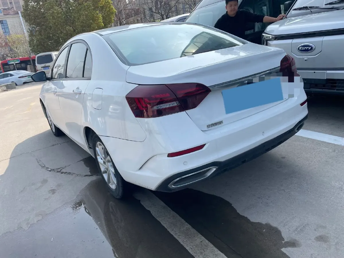 2021 BaoJun 530 1.5T 147HP L4 CVT,autocango,china used car exporter,china ev exporter,chinese used car exporter,chinese used ev exporter