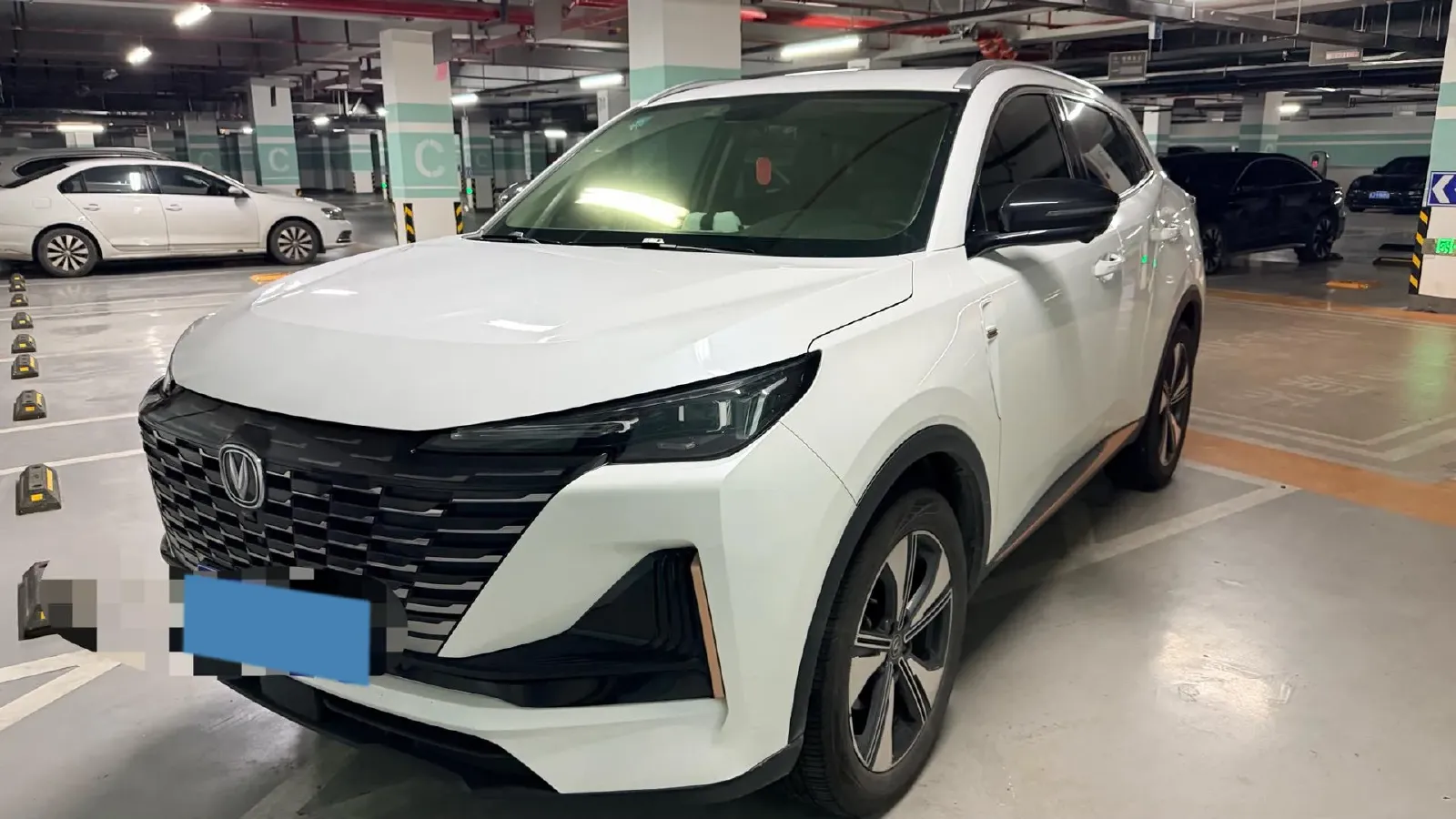 2022 ChangAn UNI-V 1.5T 188HP L4 7DCT,autocango,china used car exporter,china ev exporter,chinese used car exporter,chinese used ev exporter