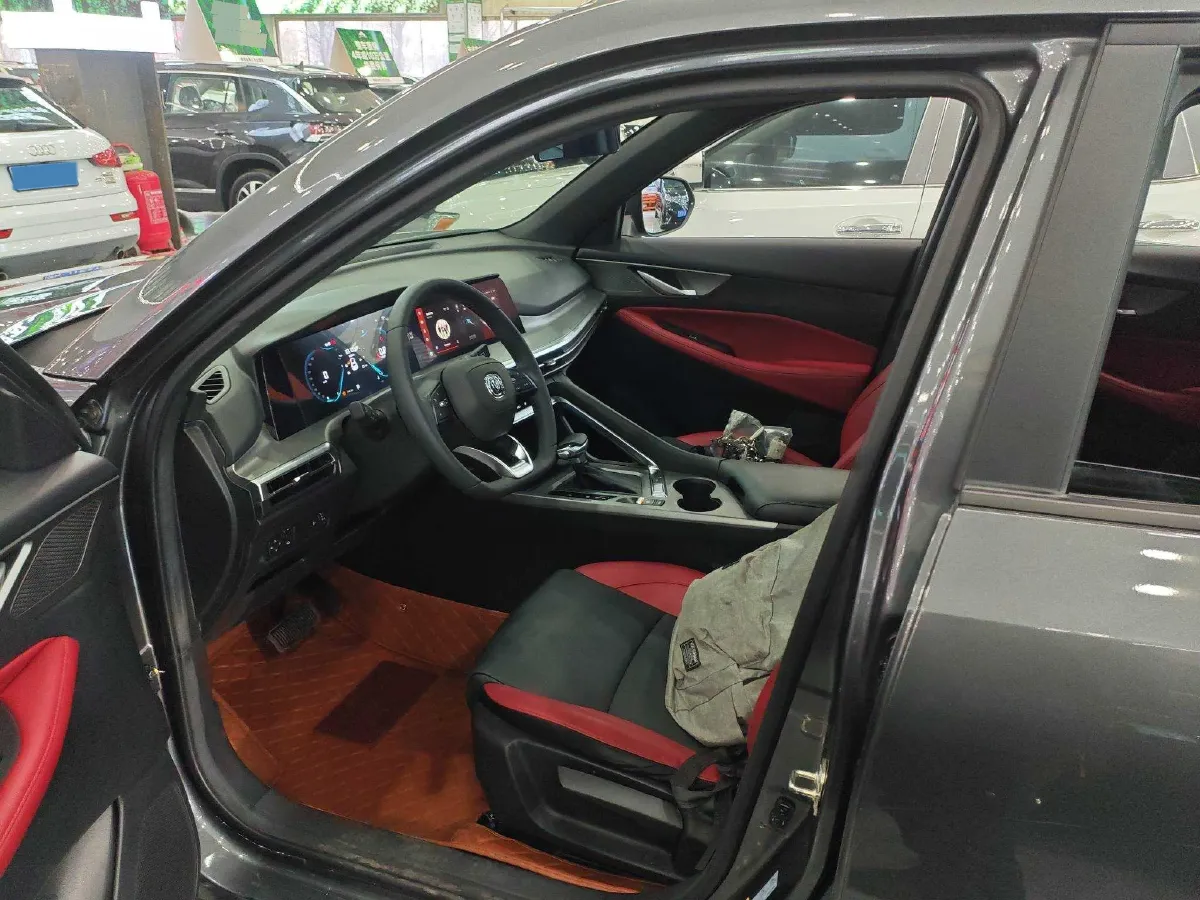 2022 ChangAn CS35 Plus 1.4T 160HP L4 7DCT,autocango,china used car exporter,china ev exporter,chinese used car exporter,chinese used ev exporter