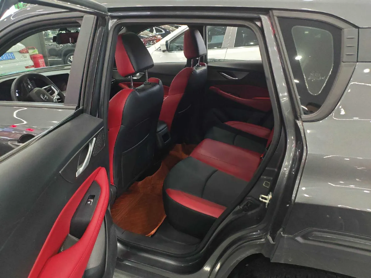 2022 ChangAn CS35 Plus 1.4T 160HP L4 7DCT,autocango,china used car exporter,china ev exporter,chinese used car exporter,chinese used ev exporter