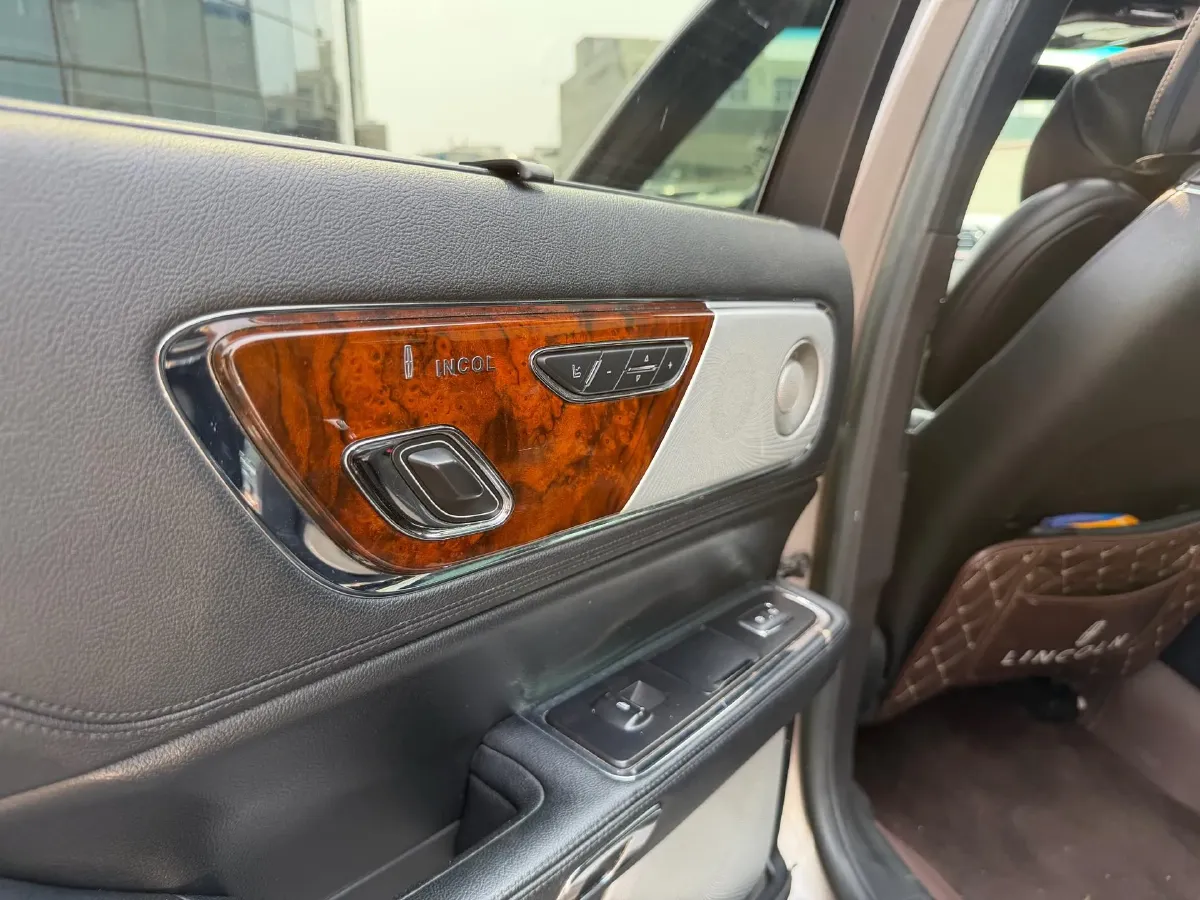 2018 Lincoln Continental 3.0T 378HP V6 6AT,autocango,china used car exporter,china ev exporter,chinese used car exporter,chinese used ev exporter